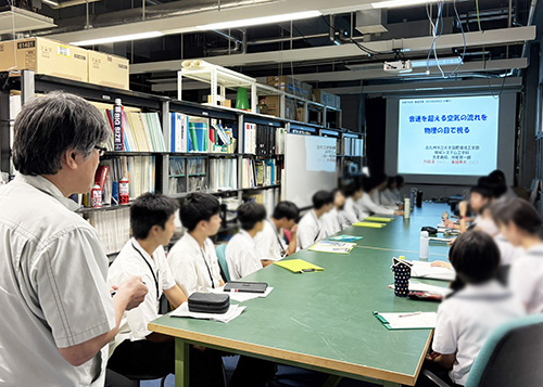 山口県立下関西高等学校のみなさんが見学に来られました（8/5）