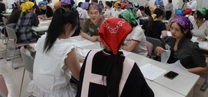 8/7(金) 学研都市の留学生と西南女学院大学の学生が料理交流イベントを行いました