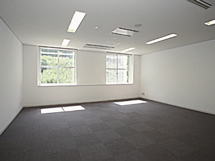 共同研究開発センター（2号館）